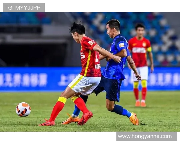 朗斯与索肖对决因故改期球迷期待新赛程揭晓